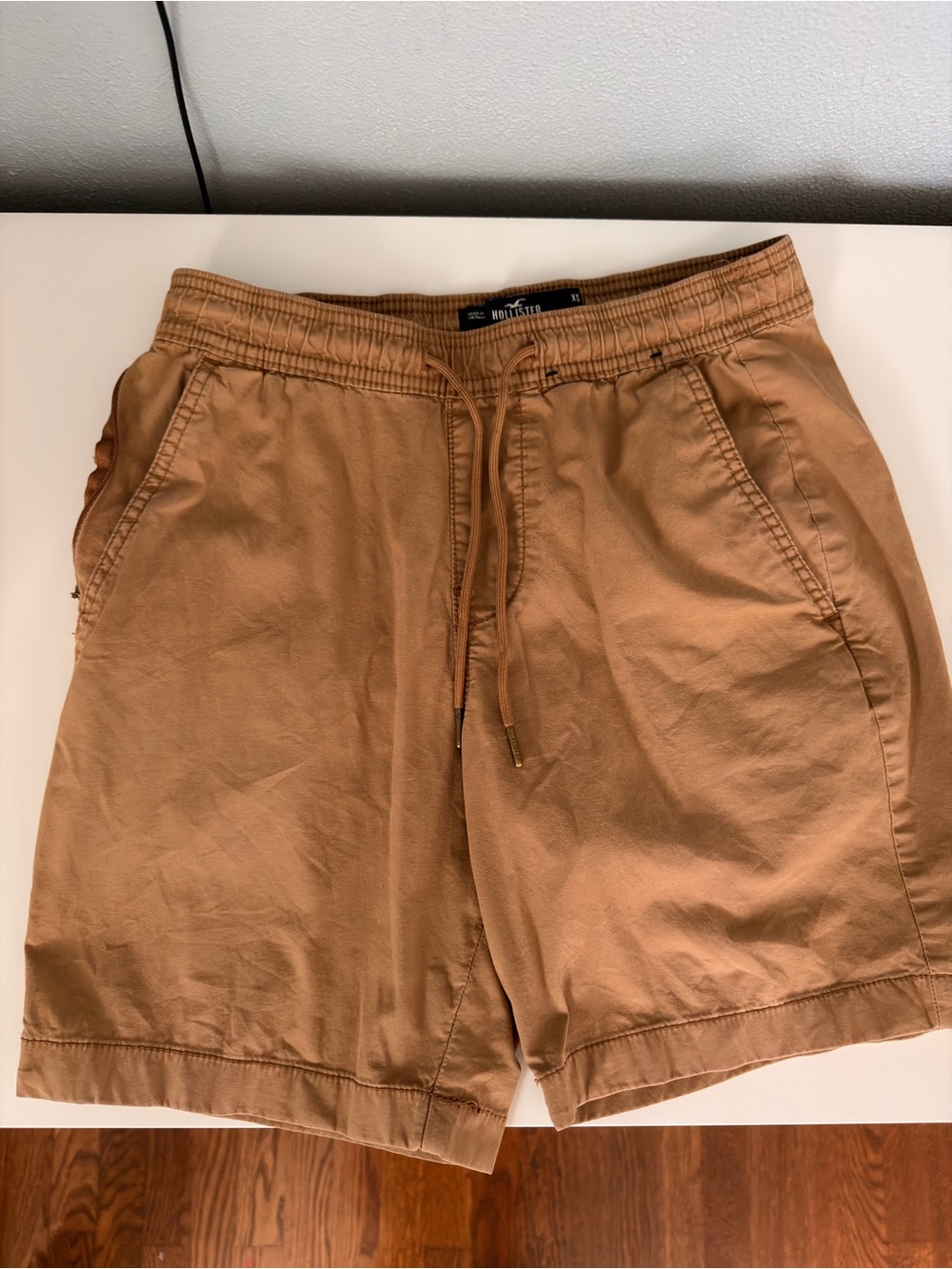 Hollister Men's Drawstring Shorts - Brown/Tan